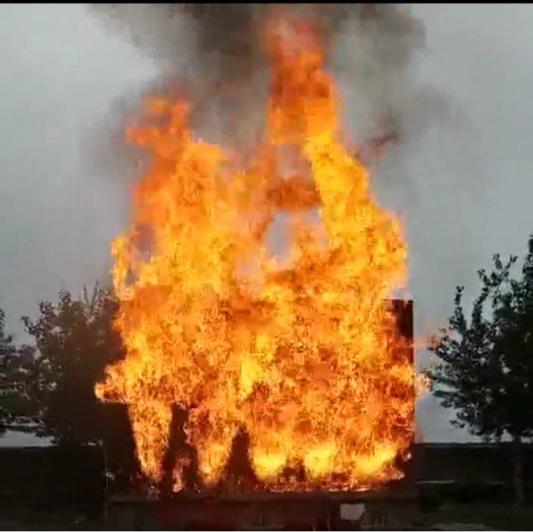 火幕墙训练设施